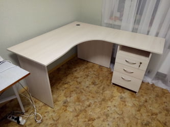 Стол эргономичный правый Рубин 40.47