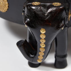 Столик Secret De Maison 3 SLONA ( mod. ND-005) дерево манго/латунная чеканка, Dia 48. В 19 см, этническая роспись