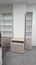 Шкаф 5 узкий верх открытый, низ глухая дверь Deka 10.23.11Л Дуб Сантана светлый/Белый