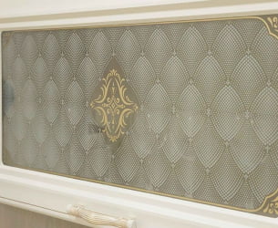 Шкаф-витрина кухонный (с системой плавного закрывания) Милана 23.09.1 Сосна Астрид/Ваниль