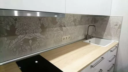 Глянцевый фартук (КОМПОЗИТ) KM 37