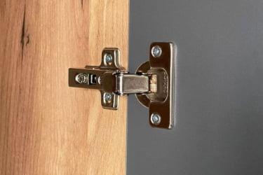 Шкаф трехдверный (зеркало) Адам MSA-05 дуб крафт золотой/графит