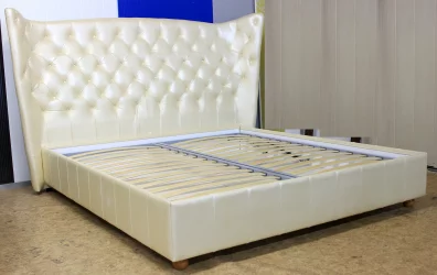 Кровать Леонарда Prestige Beige Perlato (натуральная кожа)