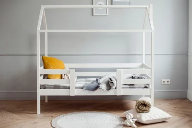 Детская кровать с бортиком RooRoom кд-22С Серый