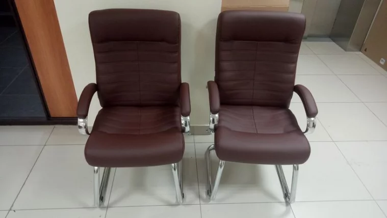 Кресло для посетителей Everprof Orion CF Экокожа Коричневый_9