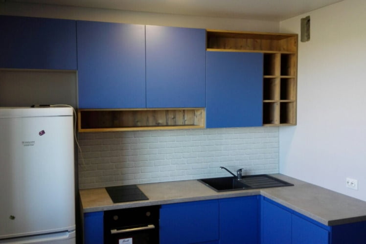 Глянцевый фартук (КОМПОЗИТ) KM 04_2