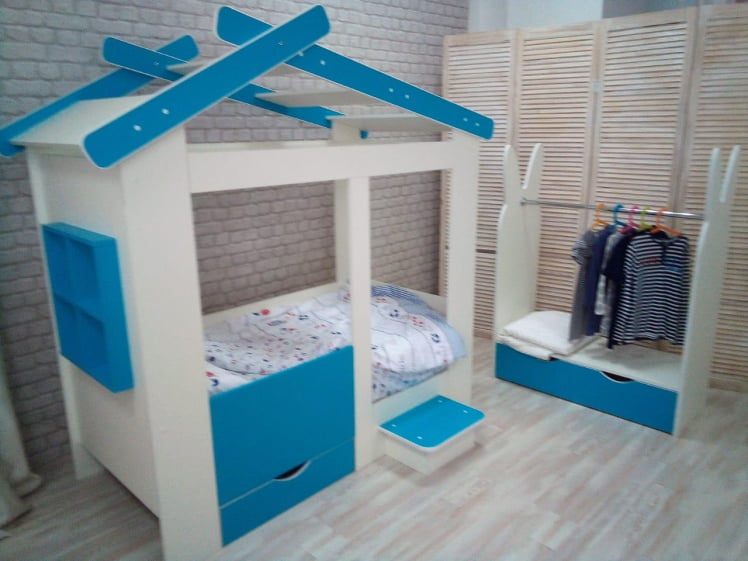 Кровать Теремок без ящика Белая-Лазурь_1