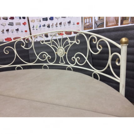 Кровать Мадена с кованым изголовьем + тумбочка кованая (цвет ковки №7)_1