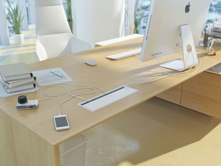 Лючок круглый, пластмассовый CBM33620003 Темно-коричневый_1