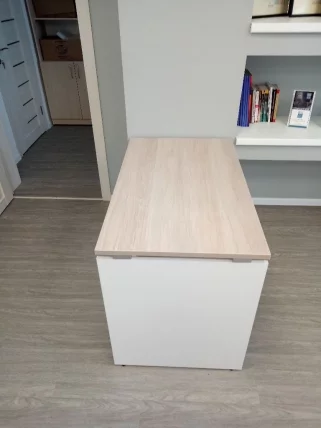 Стол прямой Deka ЛДСП каркас 75.06.10 Дуб Сантана светлый/Белый_1