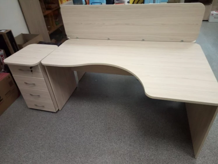 Экран разделительный прямой Glassy 5.14.16 Туя_3