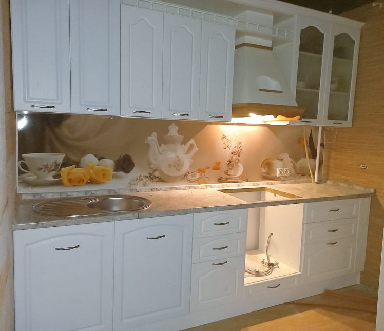 Глянцевый фартук (КОМПОЗИТ) KM 45_5