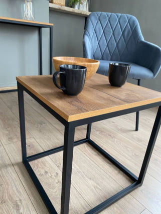 Стол журнальный Тип 1  450*450*450мм Таксония_0