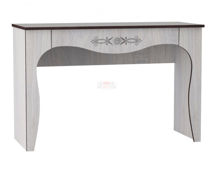 Стол туалетный 