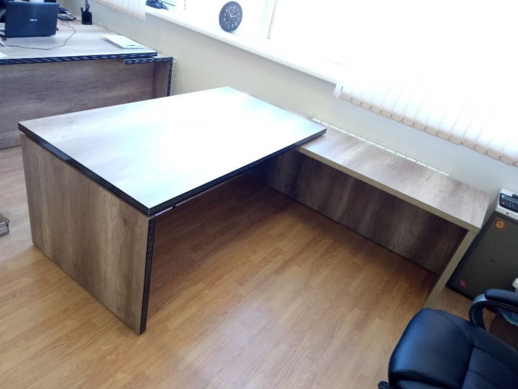 Стол руководителя правый TCT 2020 R (Дуб Каньон)_2