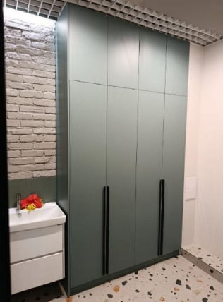 Шкаф в санузле 1600*450*2900 мм_0